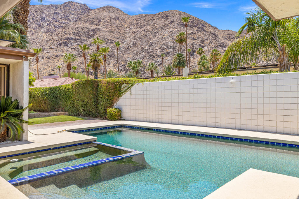 Indian Wells C.C. - Residential