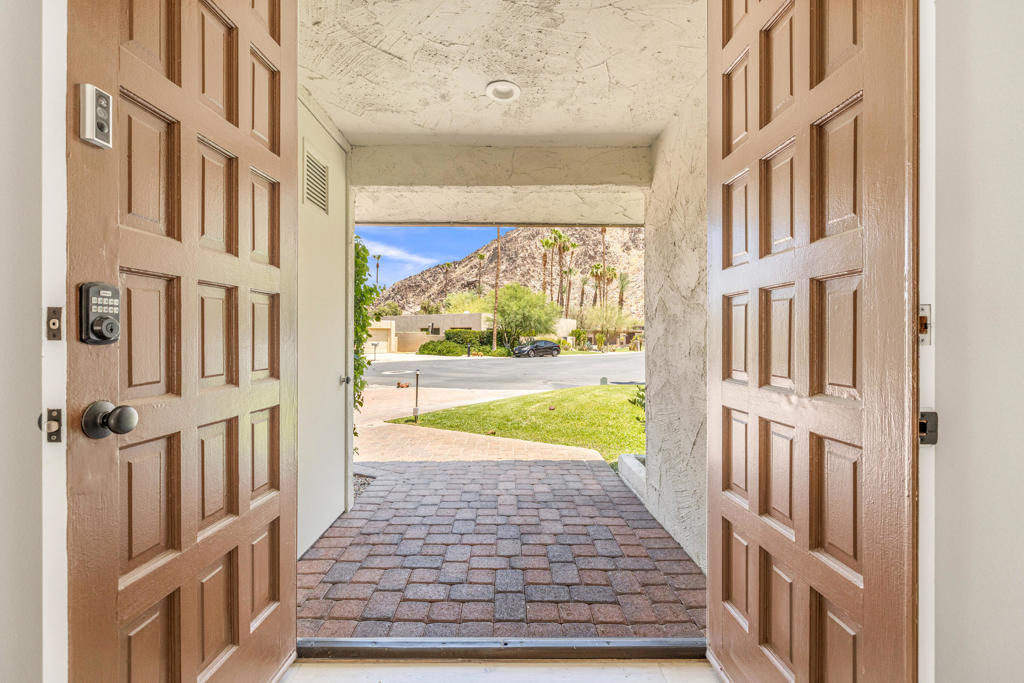 Indian Wells C.C. - Residential