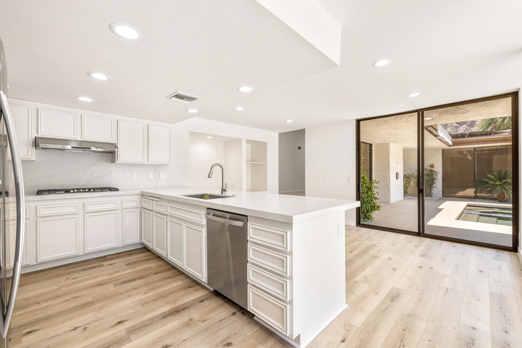 Indian Wells C.C. - Residential