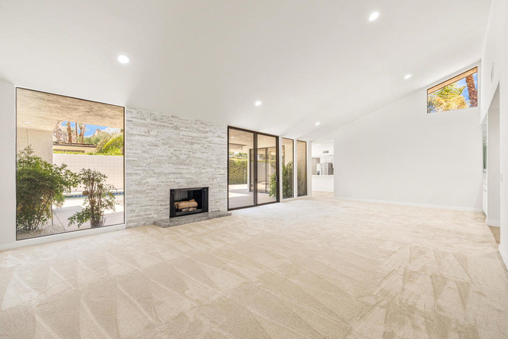 Indian Wells C.C. - Residential