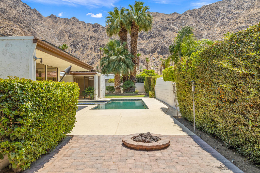 Indian Wells C.C. - Residential