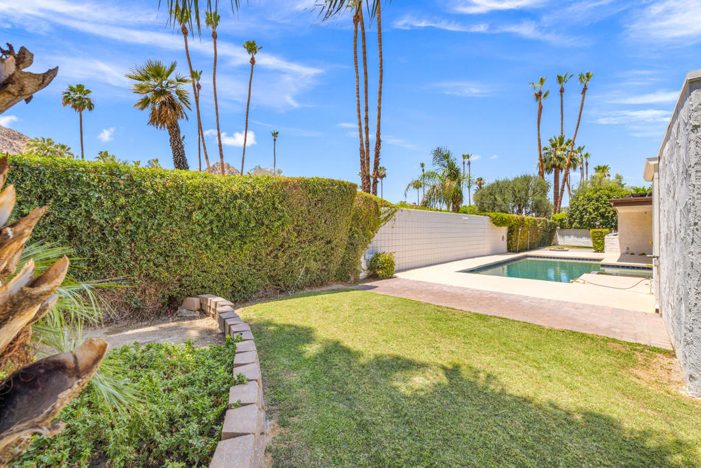 Indian Wells C.C. - Residential