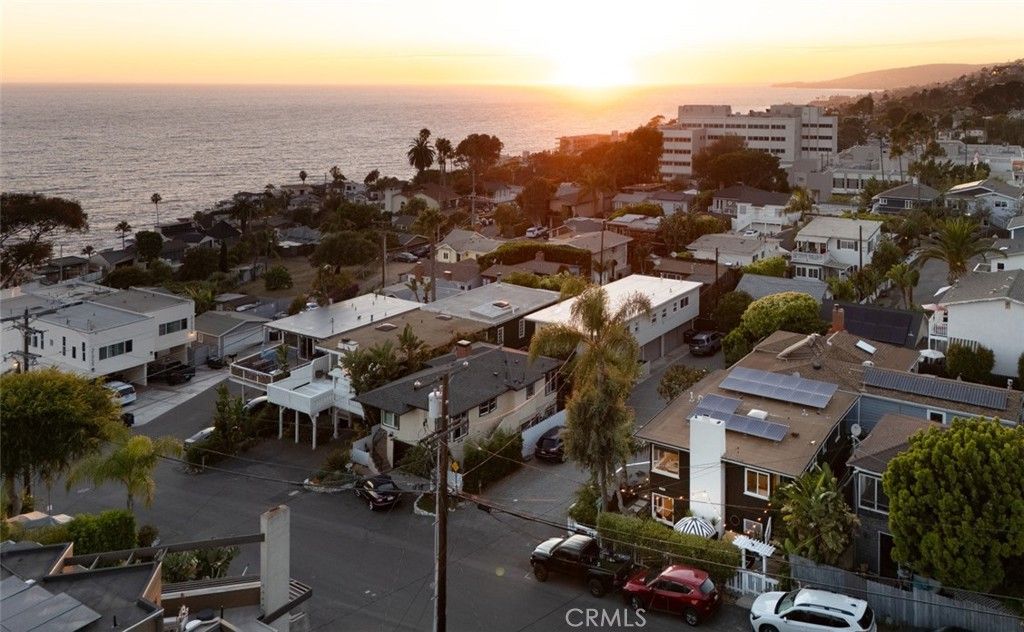 Photo of 31907 9th Avenue, Laguna Beach, CA 92651 (MLS # LG26000063)