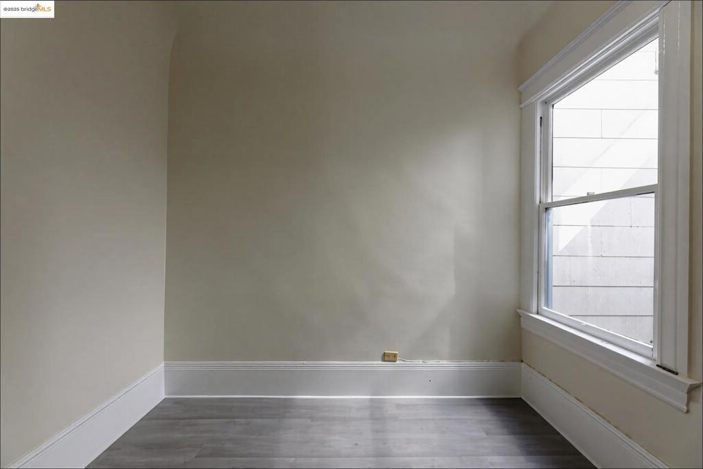 NOB HILL - Residential
