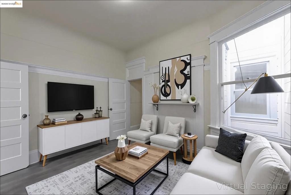 NOB HILL - Residential