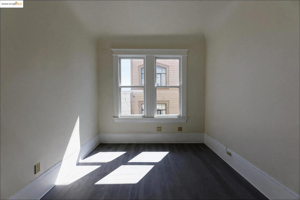 NOB HILL - Residential