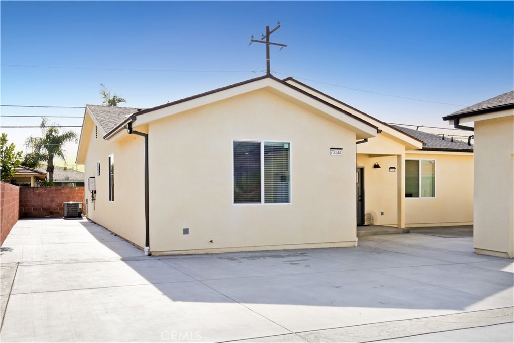 Brand new 3 bedroom 2 bath home in Downey! This back house has 2 tandem parking spots adjacent to the unit and electric charger capability. The interior features wood floors, beautiful kitchen with washer and dryer included, and two new bathrooms with large tile showers. Ready for immediate move in!