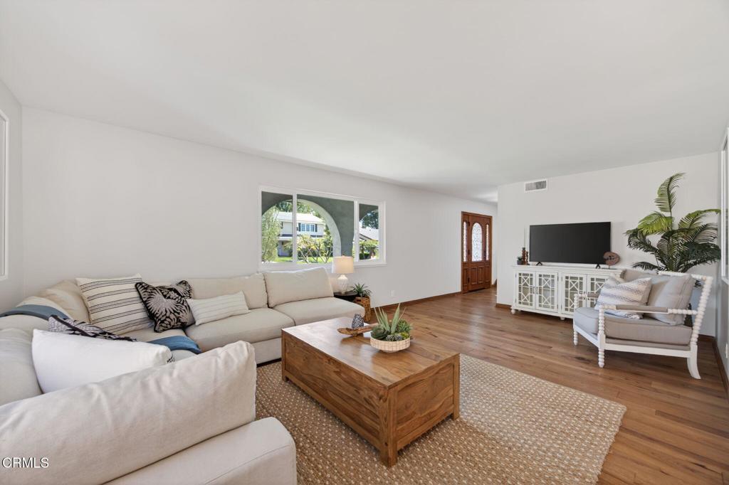 1121 N Modesto Avenue