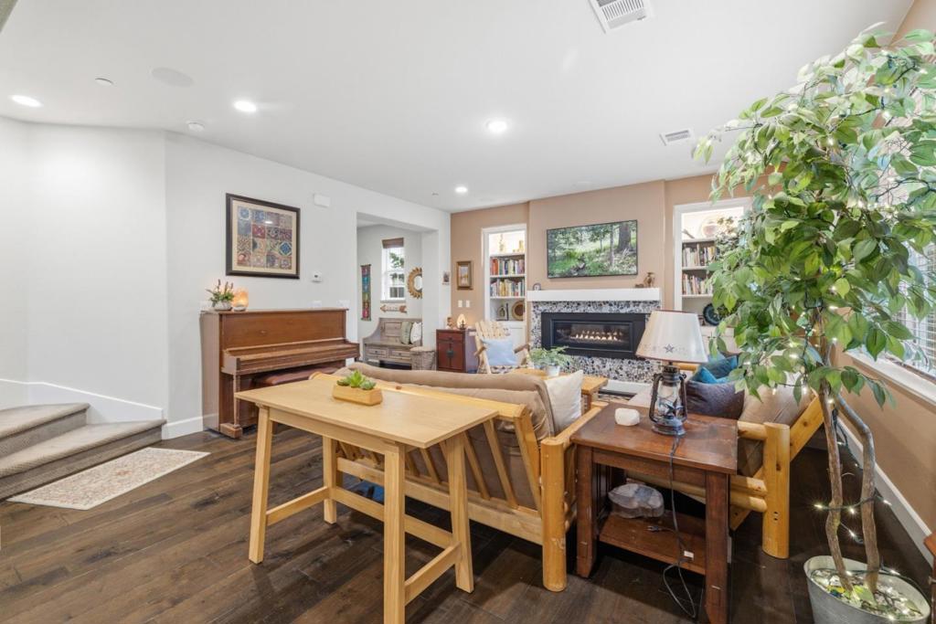 2610 Sandy Clay Lane