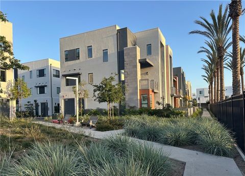 16122 Summer Sky Pl Tustin CA 92782