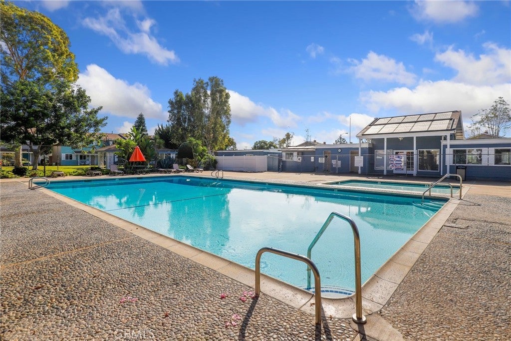 10160 Ascot Circle, Huntington Beach CA 92646 - Photo 38