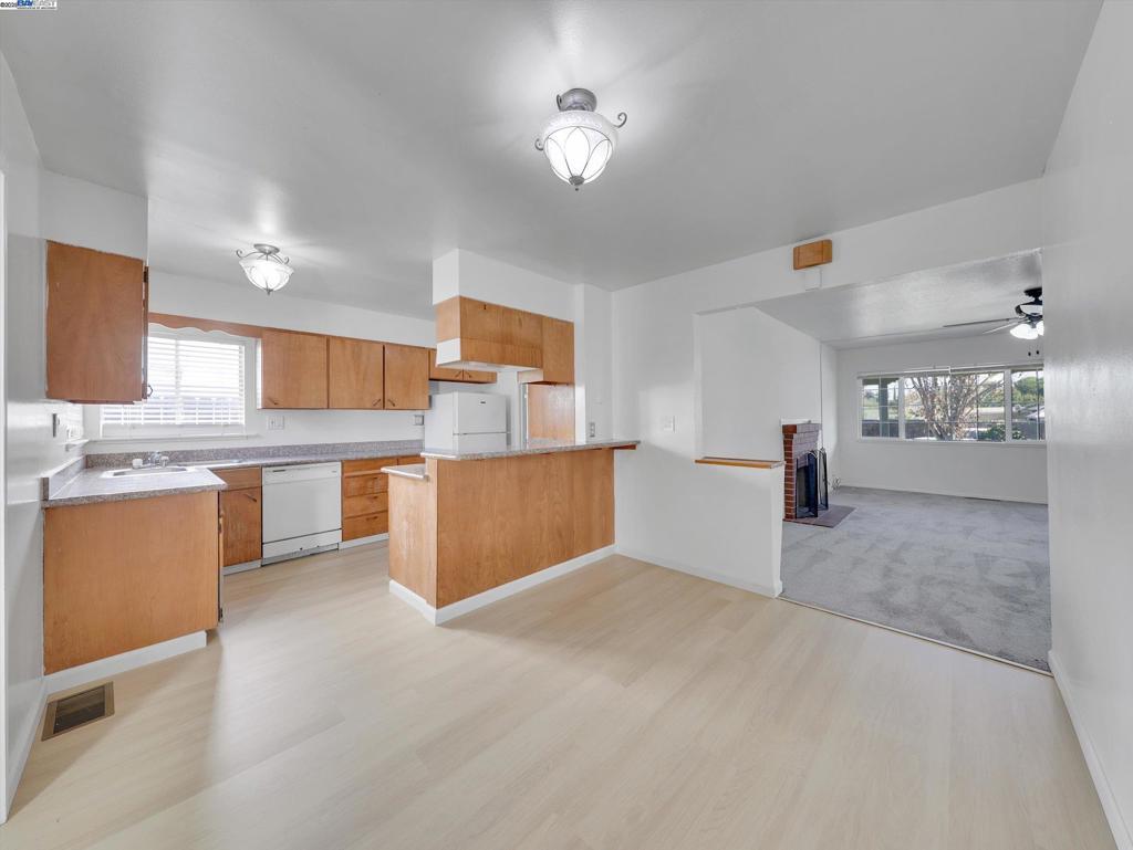 ANTIOCH - Residential