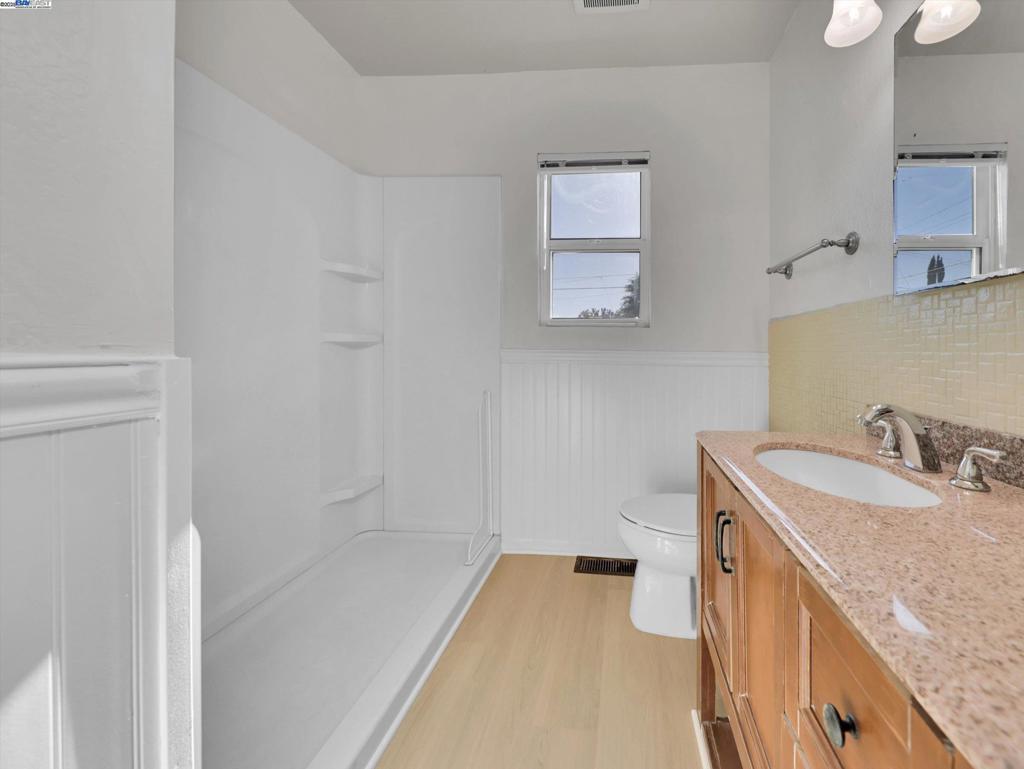 ANTIOCH - Residential