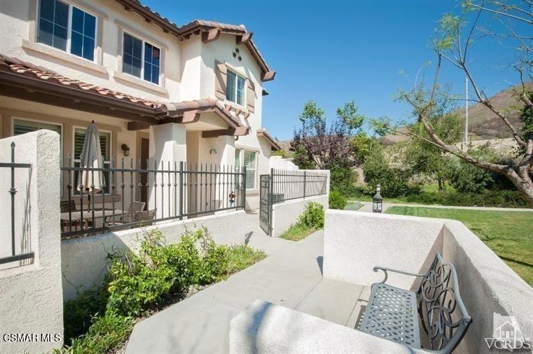 Located in the heart of the sought-after Dos Vientos community, this beautiful two-story condo offers the perfect blend of comfort and convenience. Surrounded by parks, hiking trails, and zoned for one of the area's top-rated schools, the location is ideal for families and outdoor enthusiasts alike.3 Bedrooms, 2.5 BathsApprox. 1,524 sq. ft. of living spacePrivate enclosed patio with mountain viewsInside, you'll find beautiful wood-like flooring, a spacious dining area, and a living room with a cozy fireplace. The kitchen is a chef's delight, featuring a center island, granite countertops, ample cabinet space, and stainless steel appliances.The downstairs also includes a convenient half bath with tile flooring and a pedestal sink, plus a laundry room with tile floors. Upstairs, the large primary suite offers a walk-in closet and a private bath with dual sinks and tile finishes.Additional highlights include a two-car attached garage with direct access and access to the Dos Vientos community amenities, including pools and nearby open space.This is a fabulous unit in one of Newbury Park's most desirable neighborhoods--don't miss it!