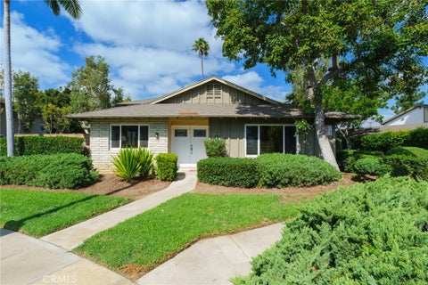 Photo of 111 E Palmdale AVE, Orange, CA 92865 (MLS # PW26199377)