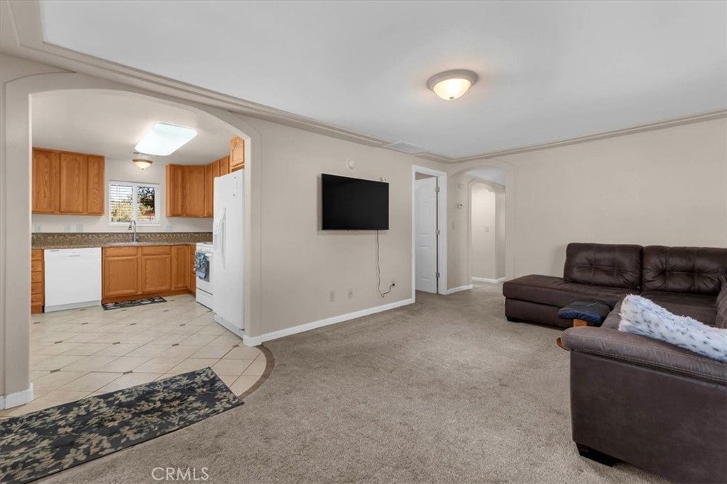 1221 Pear