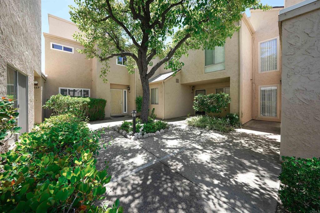 23663 Country Villa Rd