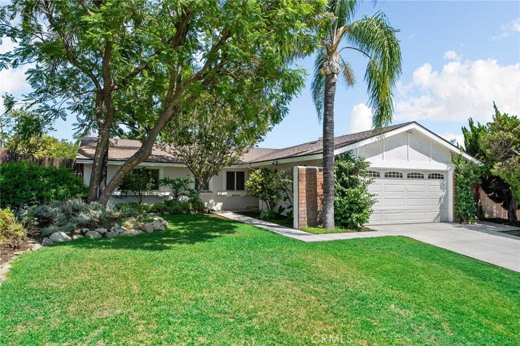 6211 Phillips