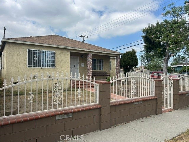 1301 S Castlegate