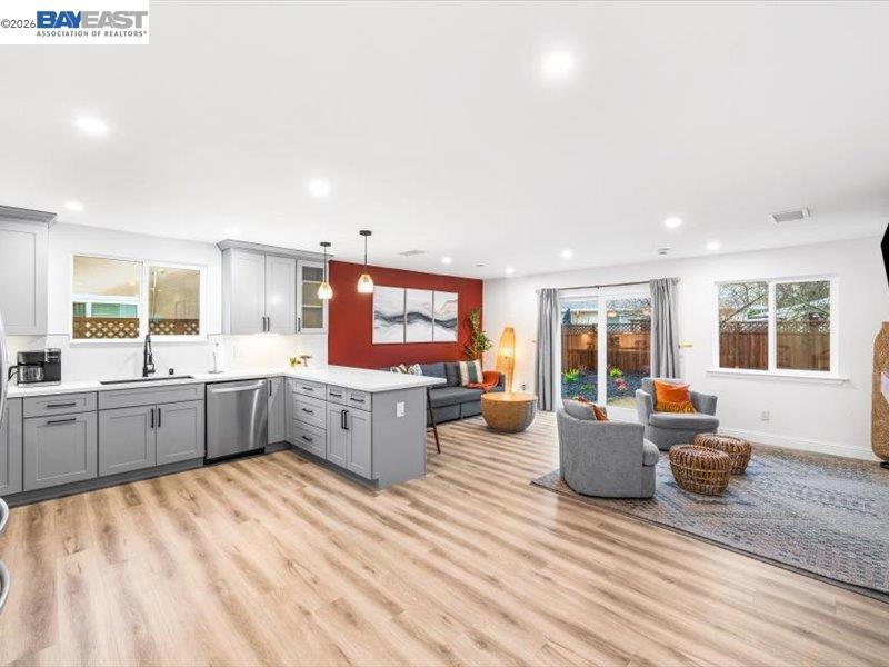 1556 Wagoner Dr Dr, Livermore CA 94550