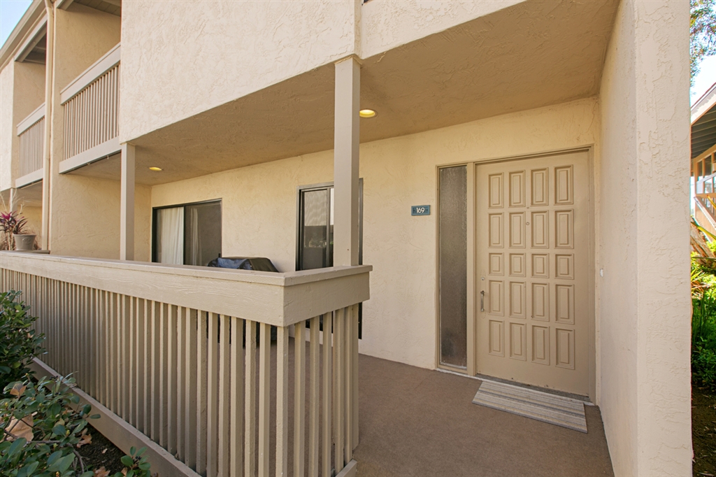 453 S Sierra Ave 169