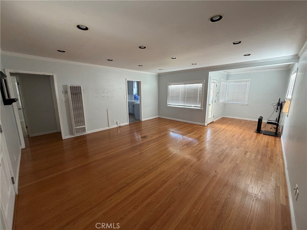 115 E Andrix