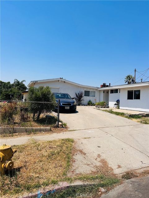 14833 Ararat Sylmar CA 91342