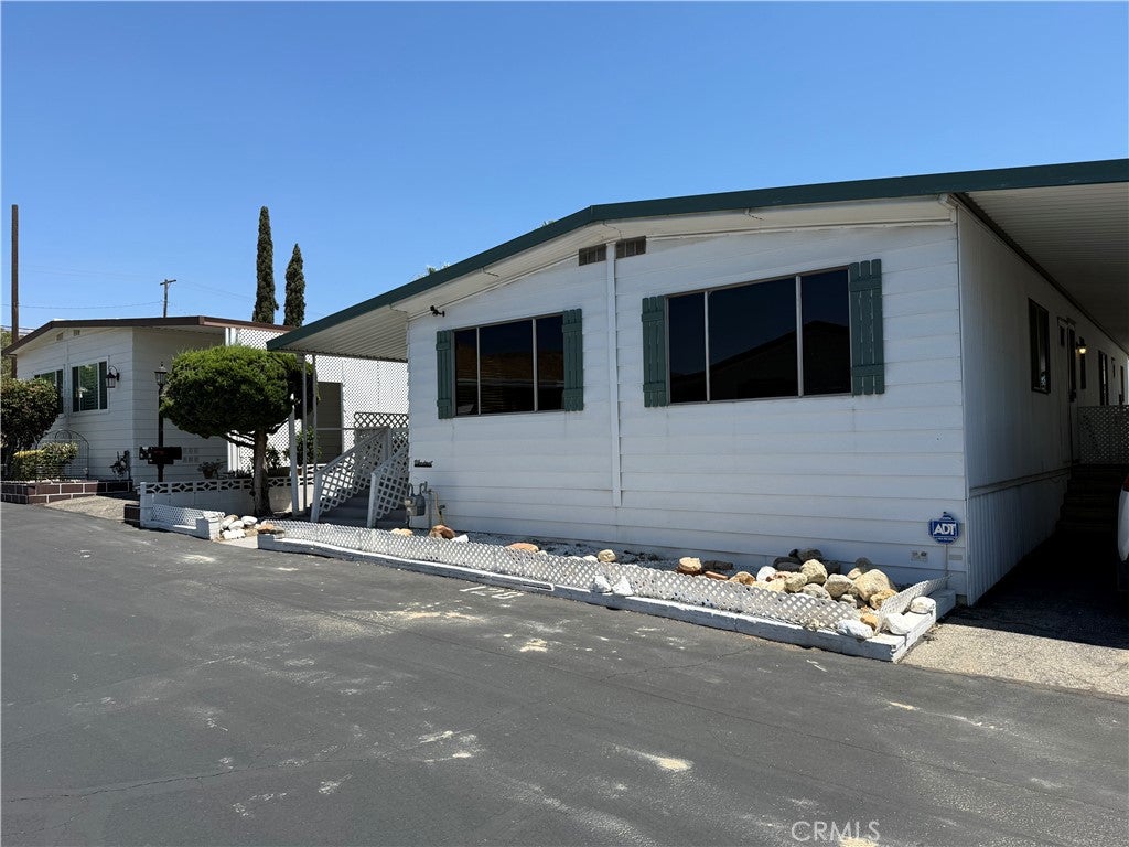 2200 W Wilson Street 128