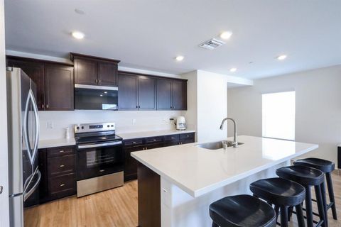 25601 Pine Ridge Road Homeland CA 92548