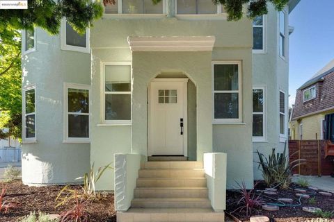 Photo of 1238 12th St St, Oakland, CA 94607 (MLS # 41108406)