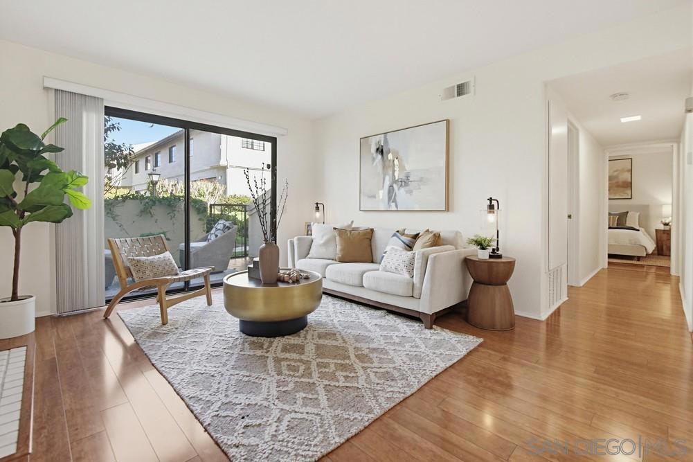 4235 Porte De Palmas 182