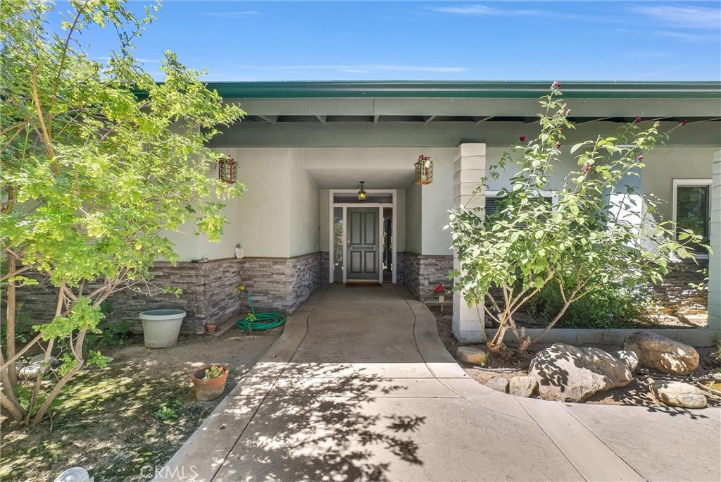 4215 La Junta Dr.