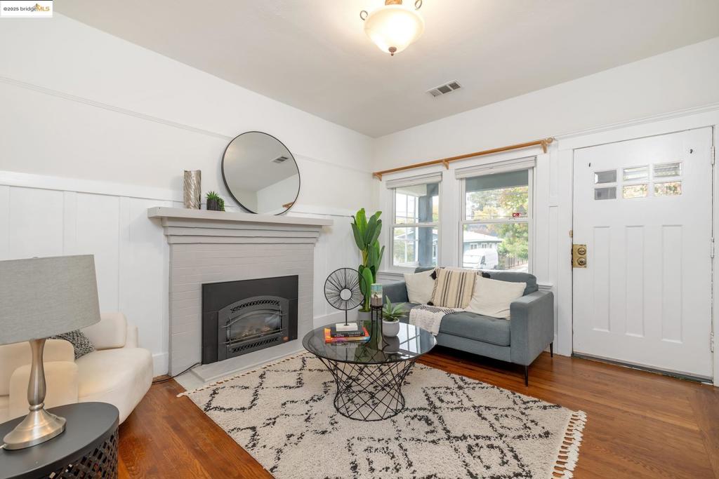 BERKELEY - Residential