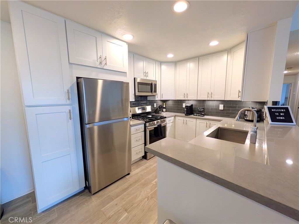 31200 Landau Boulevard 2008