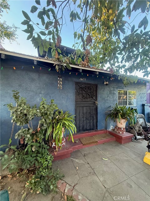 Photo of 2675 Thorpe Avenue, Los Angeles, CA 90065 (MLS # PF26219546)
