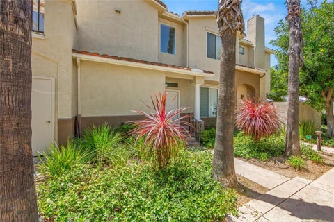 Tiny photo for 4045 Milano PL, Moorpark, CA 93021 (MLS # SR26166898)