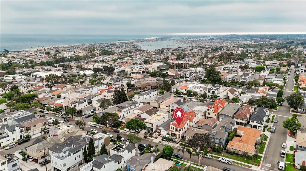 Corona del Mar North of PCH (CNHW) - Residential