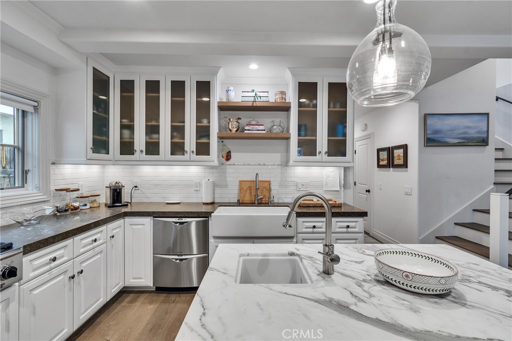 Corona del Mar North of PCH (CNHW) - Residential