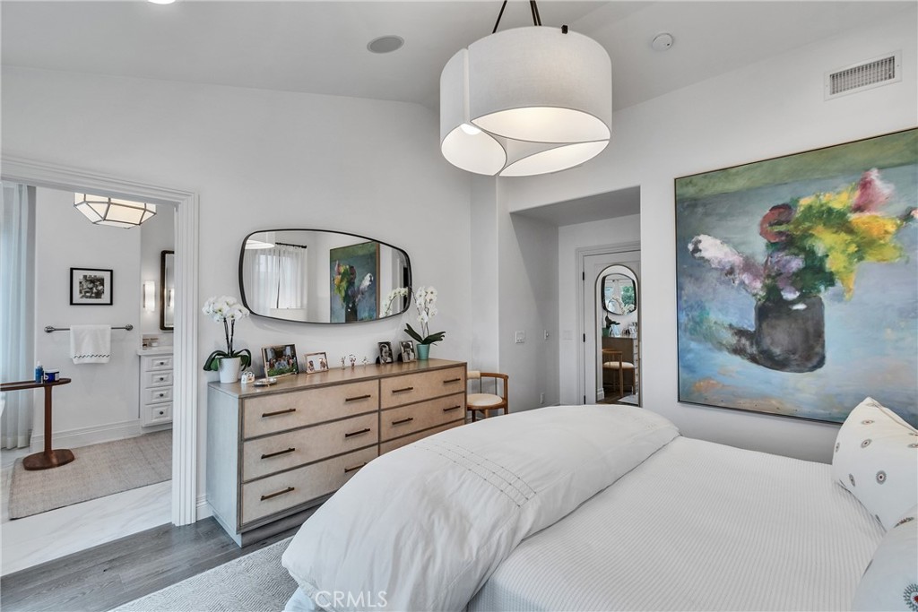 Corona del Mar North of PCH (CNHW) - Residential