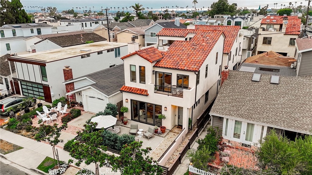 Corona del Mar North of PCH (CNHW) - Residential