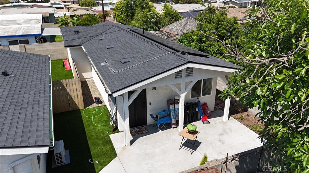 940 N Garden