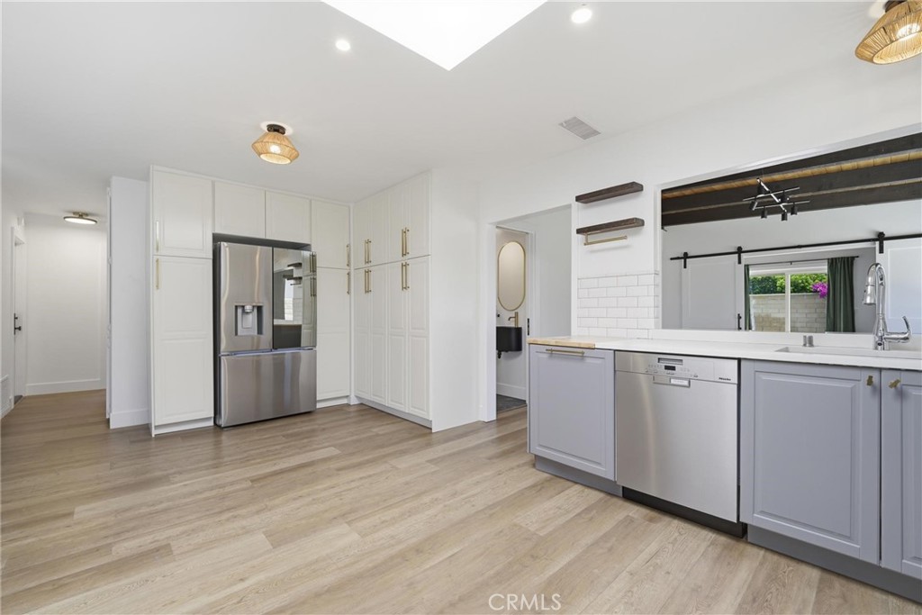 25072 Southport, Laguna Hills CA 92653 - Photo 7