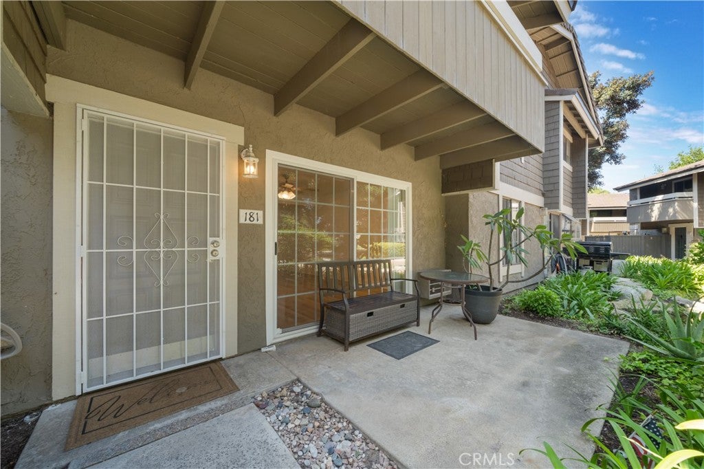 181 Streamwood, Irvine CA 92620