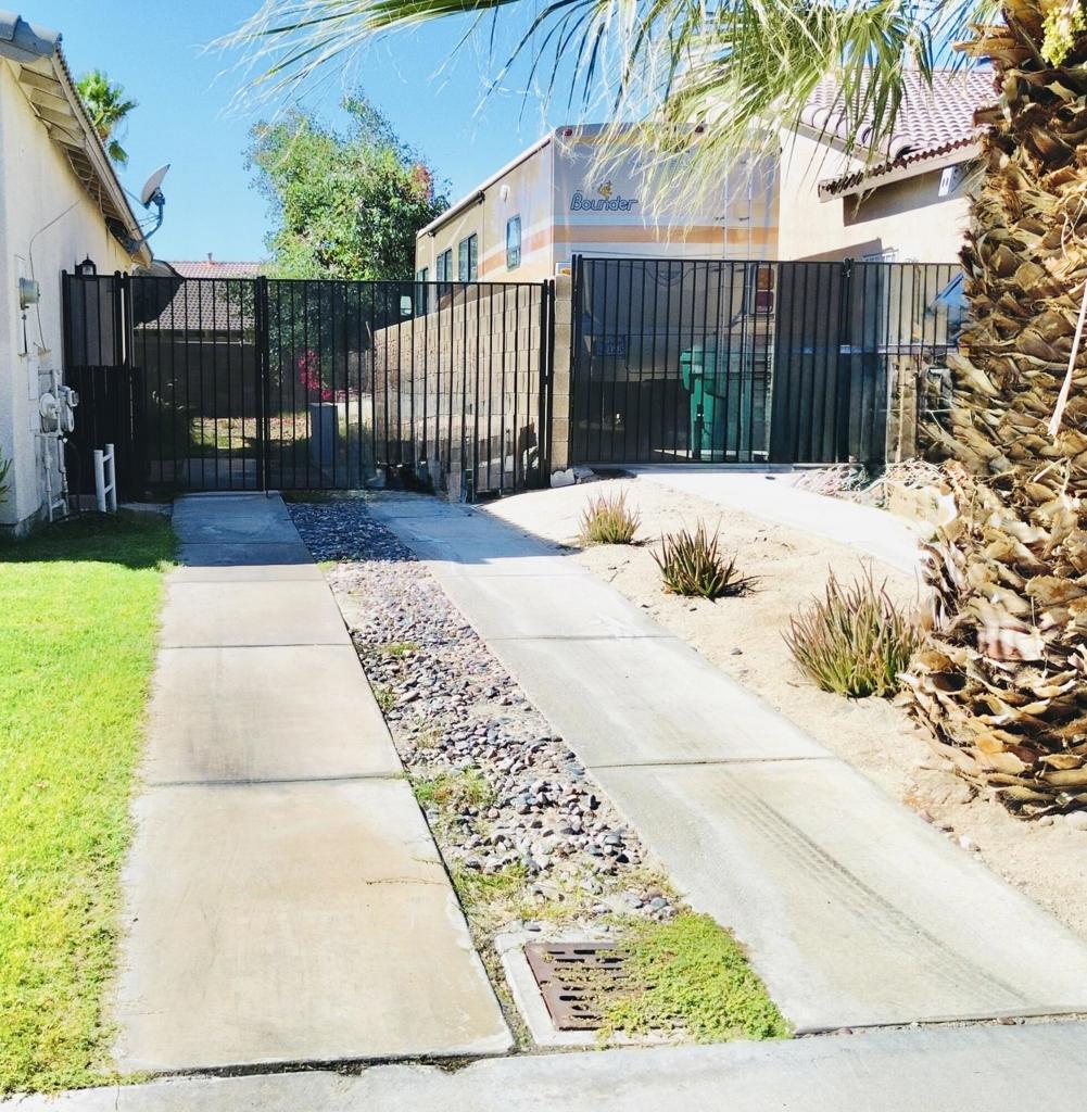 Shadow Hills - Residential