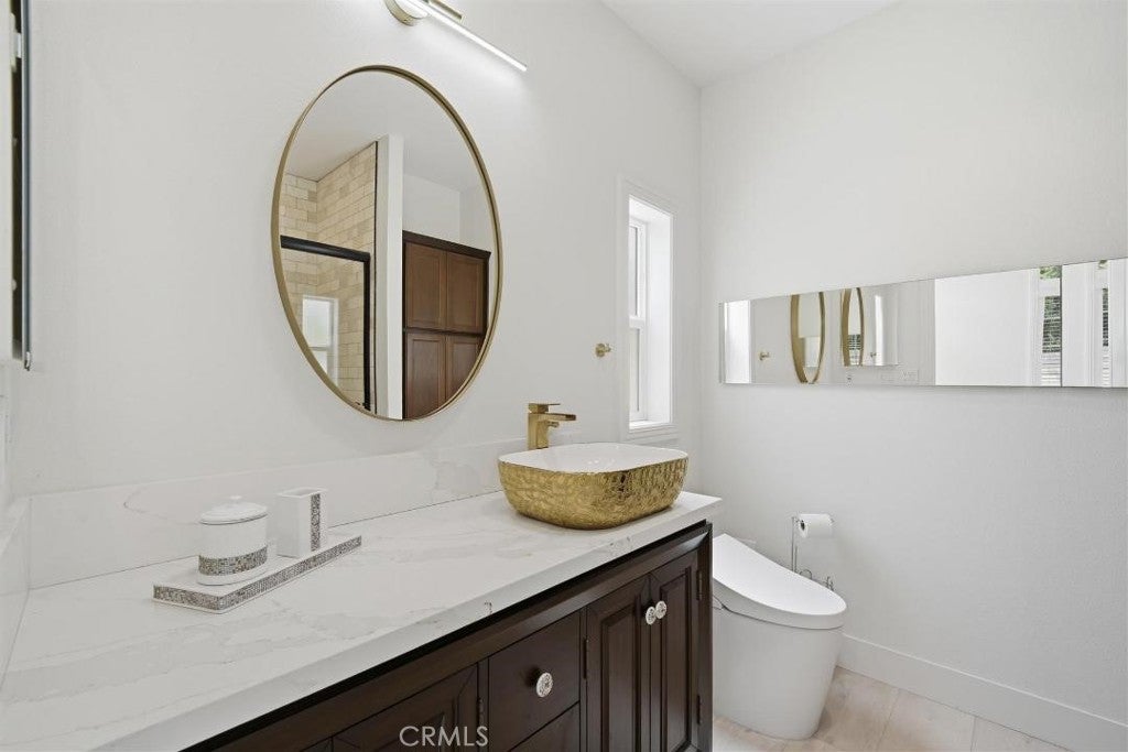 252 Mayflower, Newport Beach CA 92660 - Photo 19