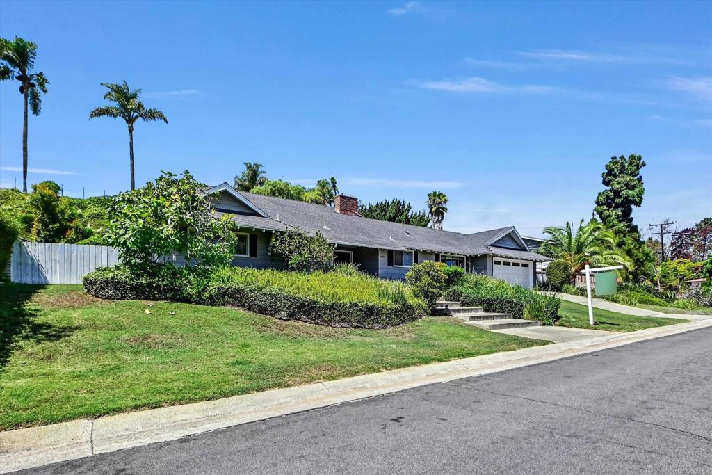 3495 Ridgecrest Dr.
