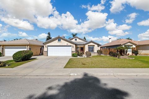 9116 Chattaroy Street Bakersfield CA 93312