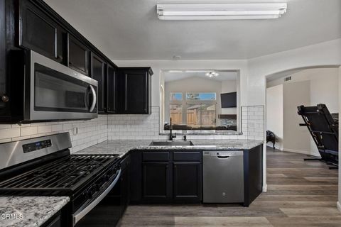 Tiny photo for 9116 Chattaroy Street, Bakersfield, CA 93312 (MLS # V1-35044)