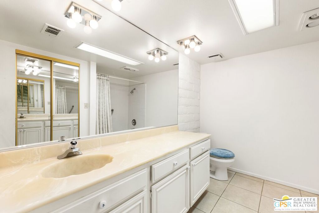 Cathedral Canyon Country Club - Residential