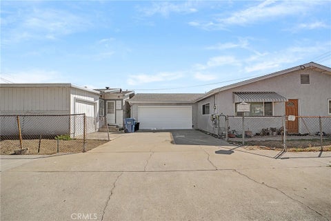 Photo of 234 W 4th ST, Azusa, CA 91702 (MLS # CV26204280)